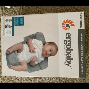 Ergo baby infant insert